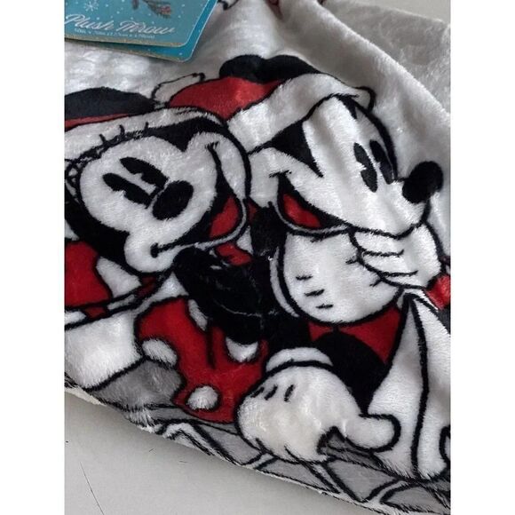 Disney Mickey Minnie Mouse Christmas Sledding Soft Plush Throw Blanket 50x70” - Picture 2 of 11